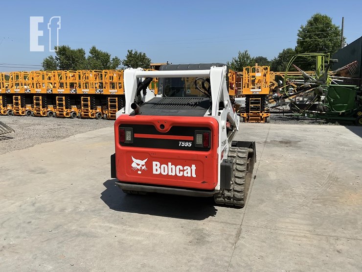 2019-bobcat-t595-image-2