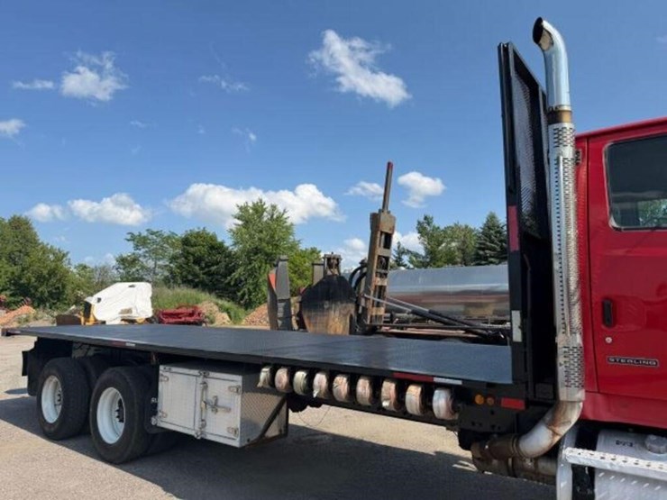 2009-sterling-l8500-image-20