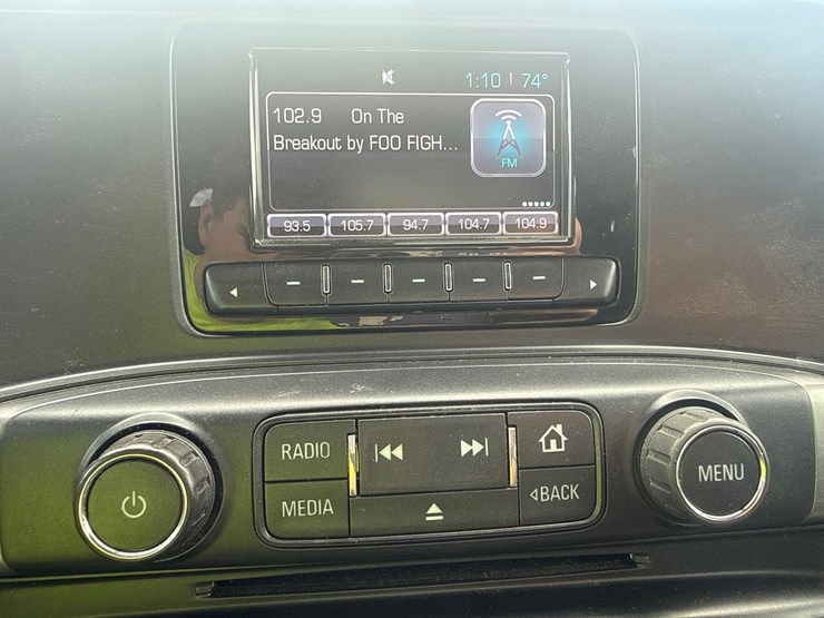 2015-chevrolet-1500-image-41