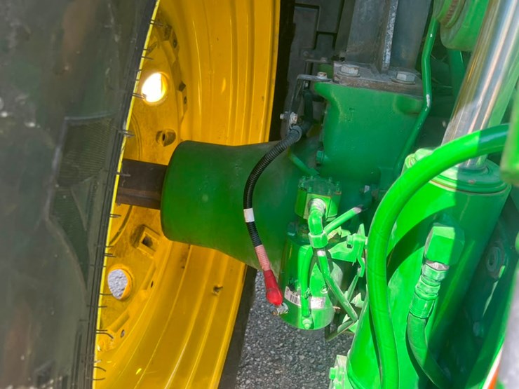 2023-john-deere-7r-210-image-52