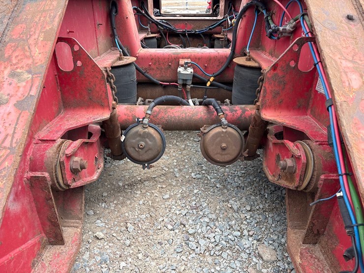 2008-talbert-55-ton-lowboy-image-31
