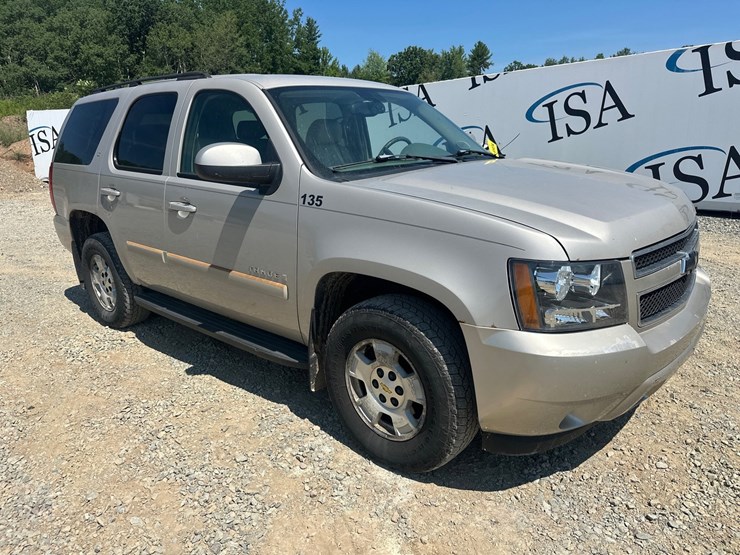 chevrolet-tahoe-image-7