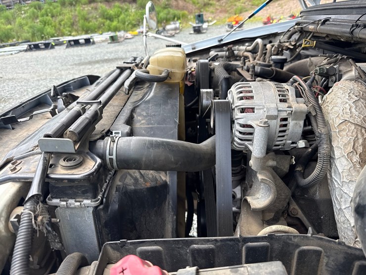 2001-ford-f450-image-19