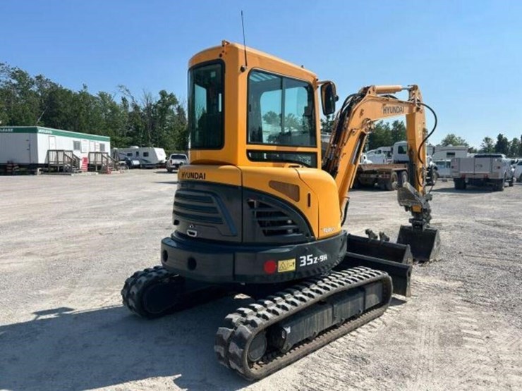 2021-hyundai-robex-35z-9a-image-5