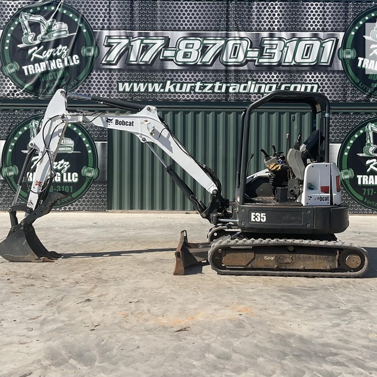 2012 BOBCAT E35