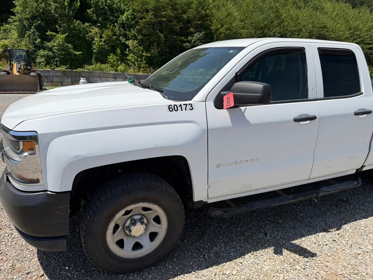 2019-chevrolet-silverado-1500-image-11