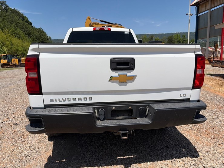 2019-chevrolet-silverado-1500-image-15