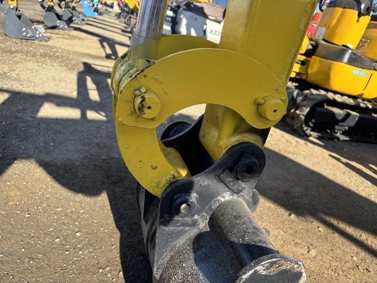 yanmar-hydraulic-excavator-image-12