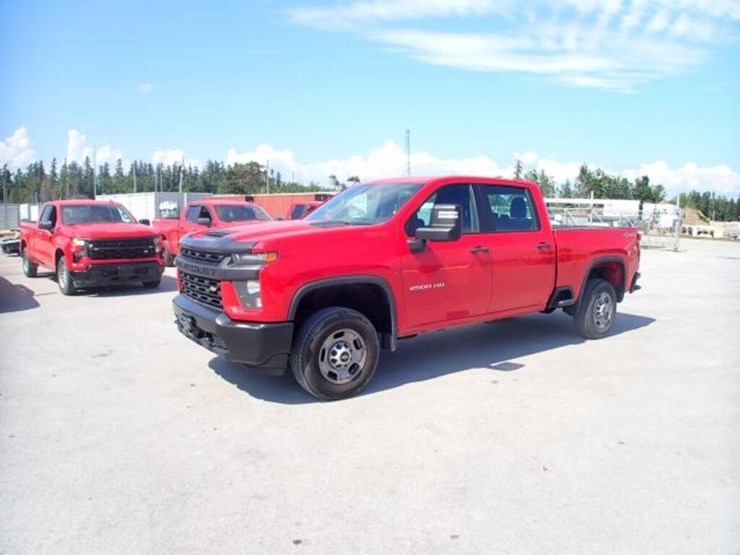 2022-chevrolet-silverado-2500-image-1