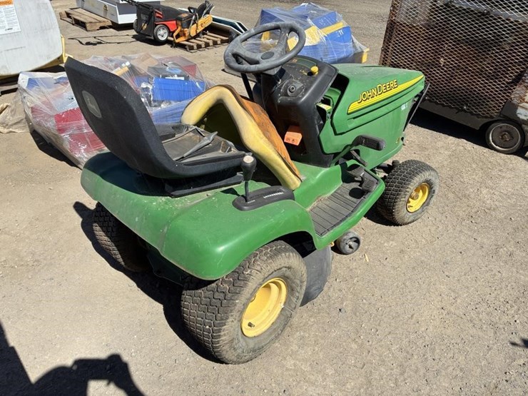john-deere-lx266-image-3