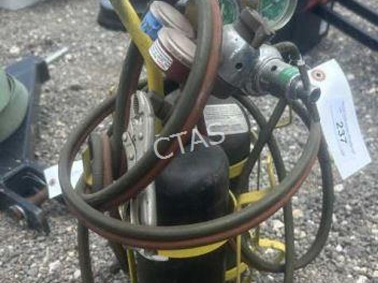 #237-•-oxy-fuel-torch-kit-w/-oxygen-&-fuel-cylinders-image-2