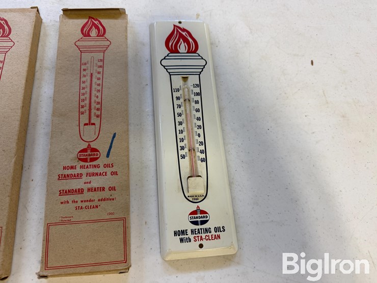 standard-vintage-thermometers-image-2