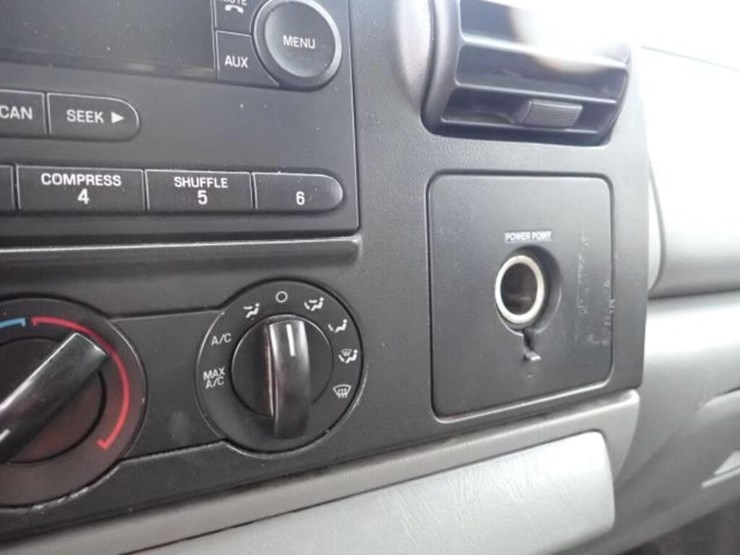 2007-ford-f350-xlt-image-23