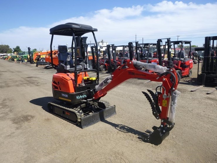 2026-tpm-20k-hydraulic-excavator-image-2