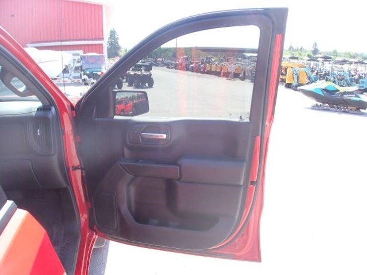 2024-chevrolet-silverado-1500-image-39