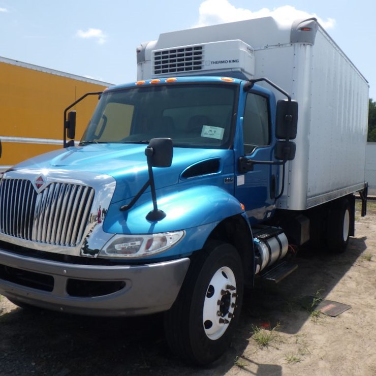 2020 INTERNATIONAL MV607