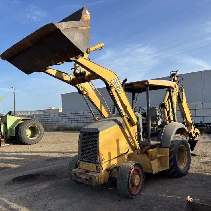 2001 DEERE 310G