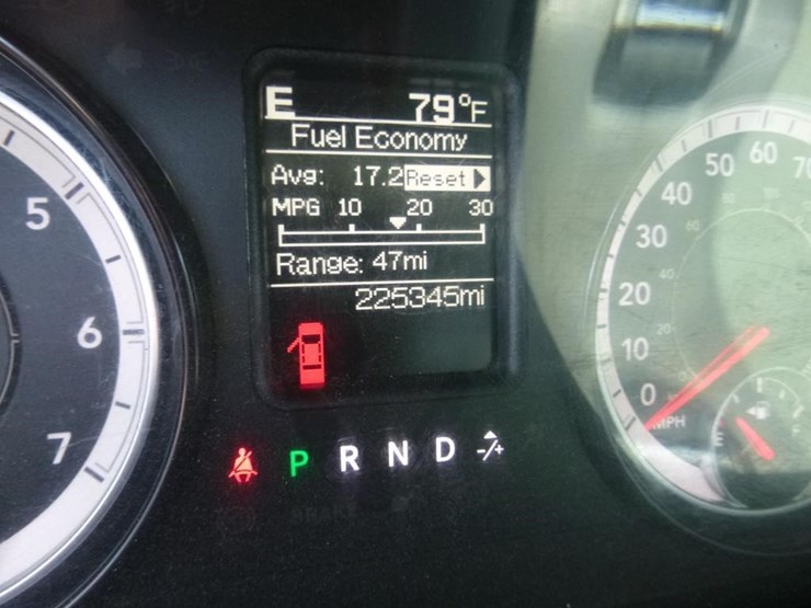 2016-dodge-1500-image-14