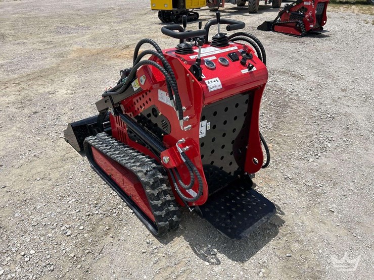 mini-skid-steer-loader-image-2