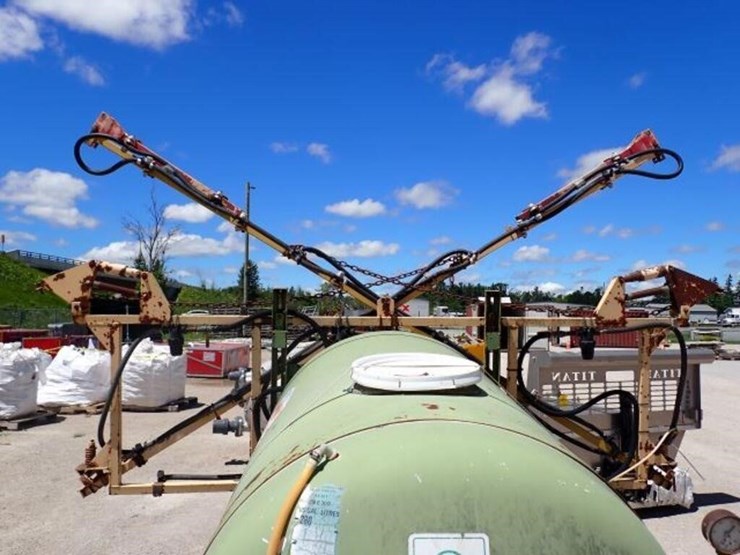 calsa-280-gal-tow-behind-sprayer-image-9