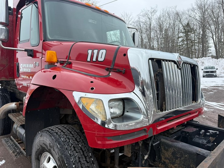 #1422-•-2006-international-7600sfa-tri-axle-dump-truck-image-20