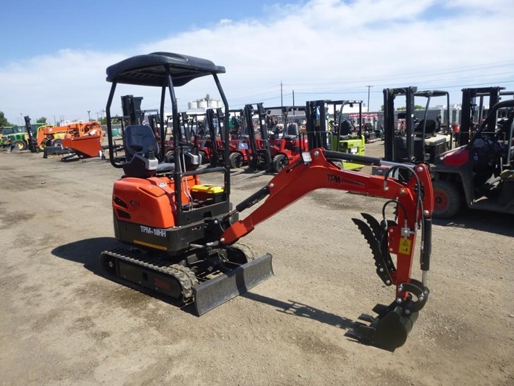 2026-tpm-18hh-hydraulic-excavator-image-2