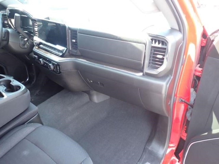 chevrolet-silverado-1500-image-34
