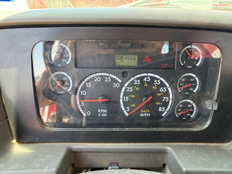 2001-sterling-m7500-acterra-image-12