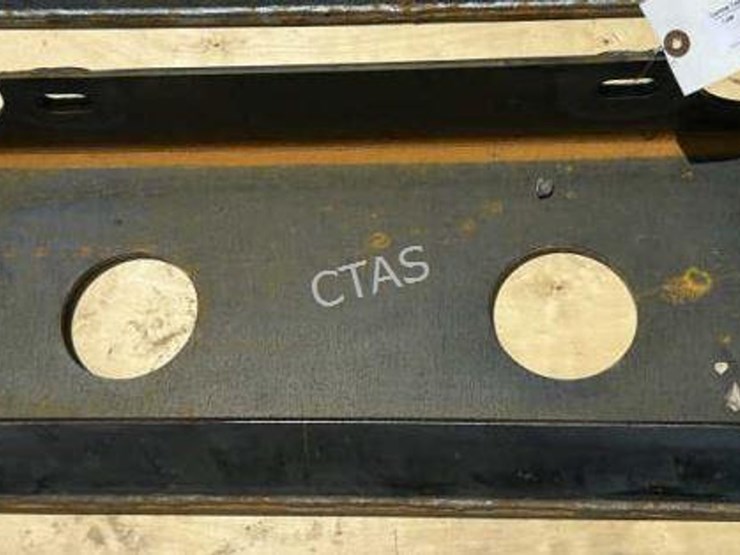 #46-•-mini-skid-steer-dingo-mounting-plate-image-1