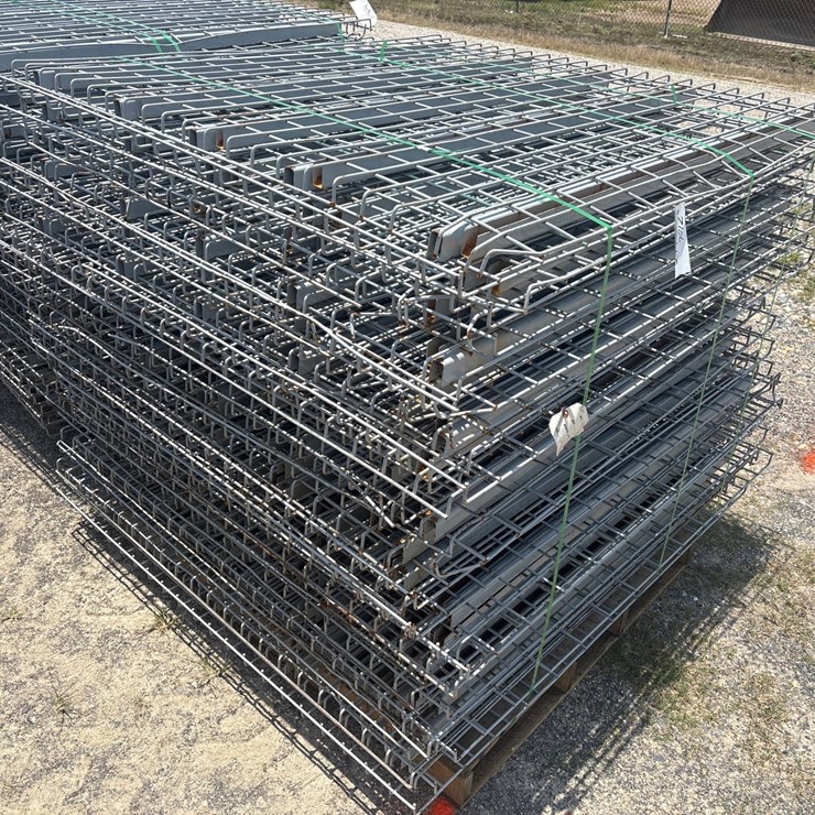 #84613 • (1) STACK WIRE MESH SHELVES