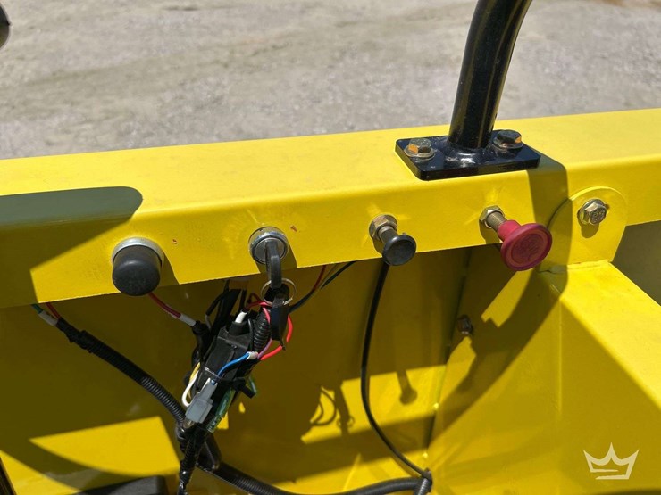 crawler-dumper-with-seat-image-11