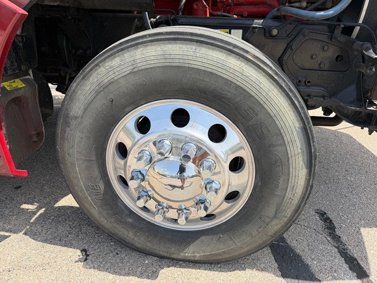 2018-kenworth-t880-image-77