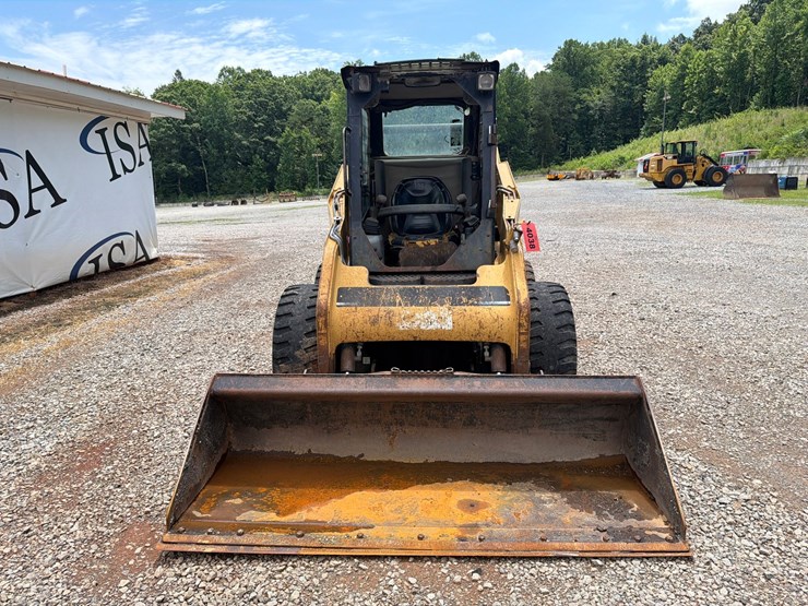 caterpillar-242b-image-8