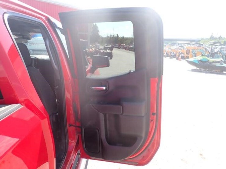 2024-chevrolet-silverado-1500-image-34