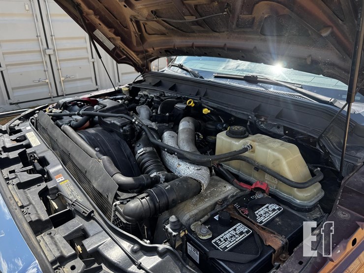 2015-ford-f250-sd-xlt-image-8