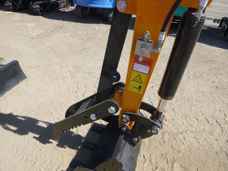 vicsec-vc20k-hydraulic-excavator-image-12