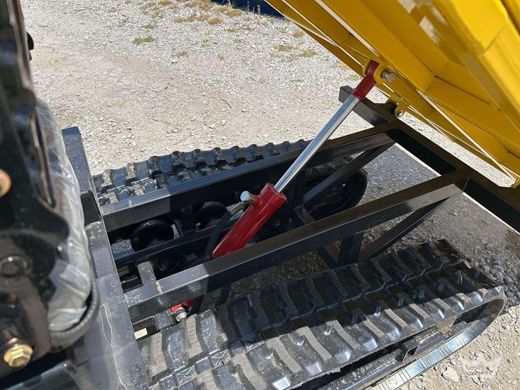 crawler-dumper-with-seat-image-12