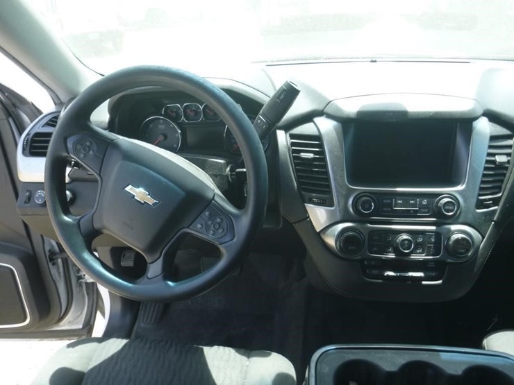2018-chevrolet-tahoe-image-9