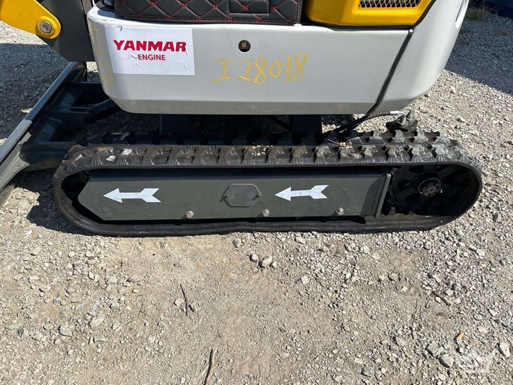 yanmar-enging-excavator-image-21