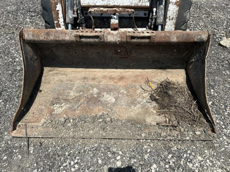 2021-bobcat-s450-image-9
