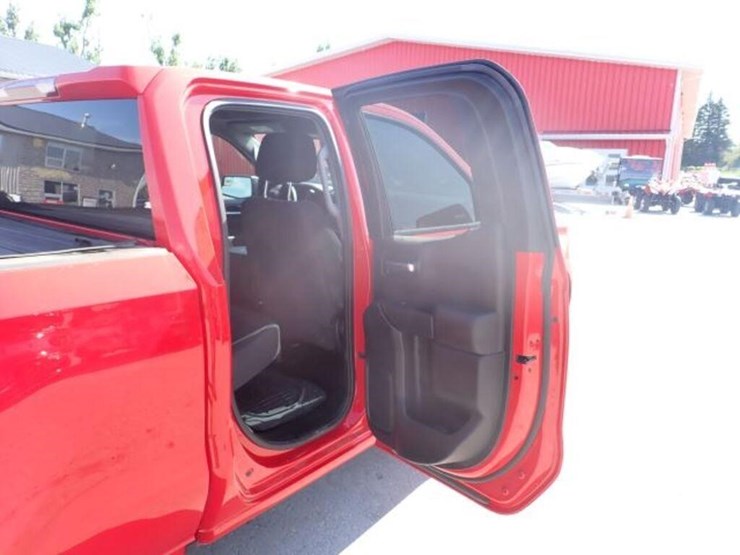 2023-chevrolet-silverado-1500-image-34