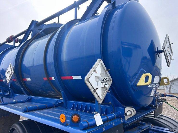 #1494-•-2017-worley-welding-works-tanker-trailer-image-17