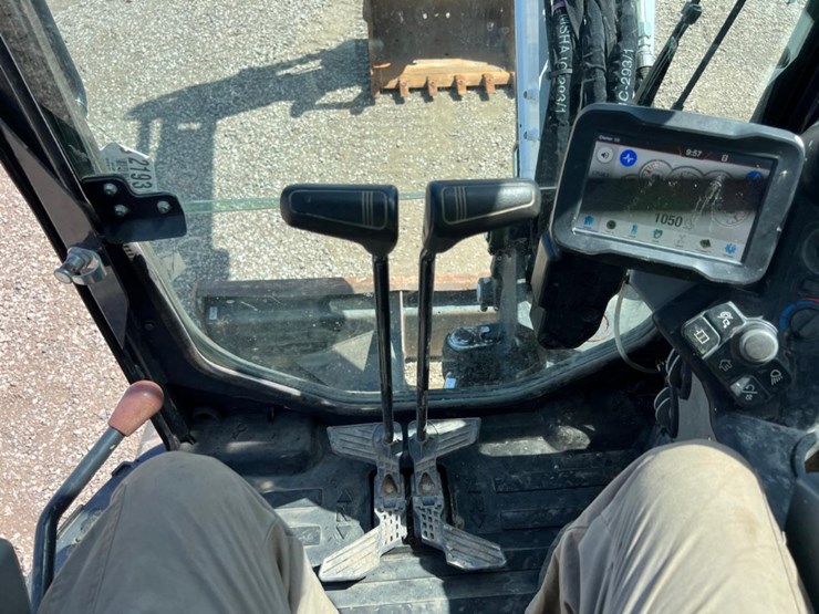 2021-bobcat-e50-image-28