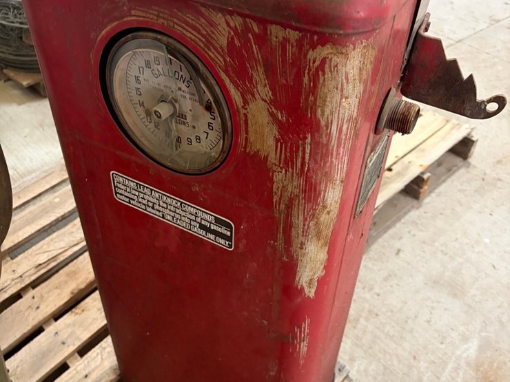 #1805-•-tokheim-40-fuel-pump-image-1