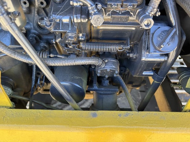 komatsu-pc10-5-image-34