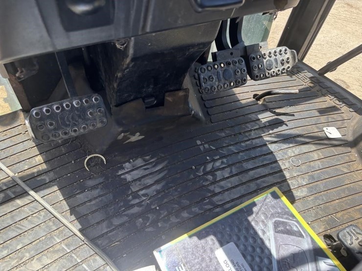 john-deere-5220-image-49
