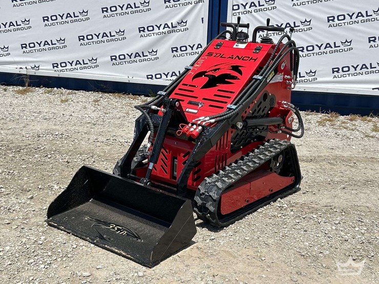 mini-skid-steer-loader-image-1