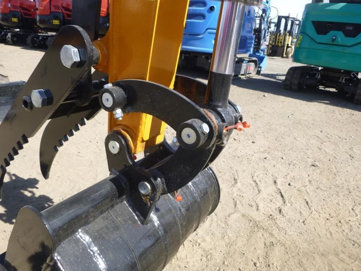 vicsec-vc20k-hydraulic-excavator-image-11