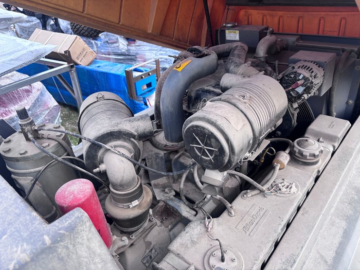 #8059-•-atlas-copco-aircompressor-image-4