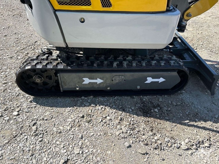 yanmar-enging-excavator-image-22